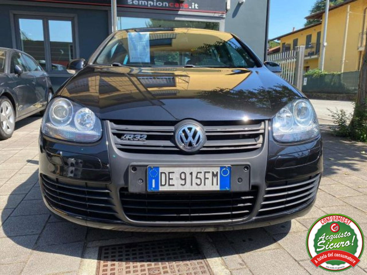 Volkswagen Golf 3.2 VR6 4mot. 5p. DSG R32 (7)