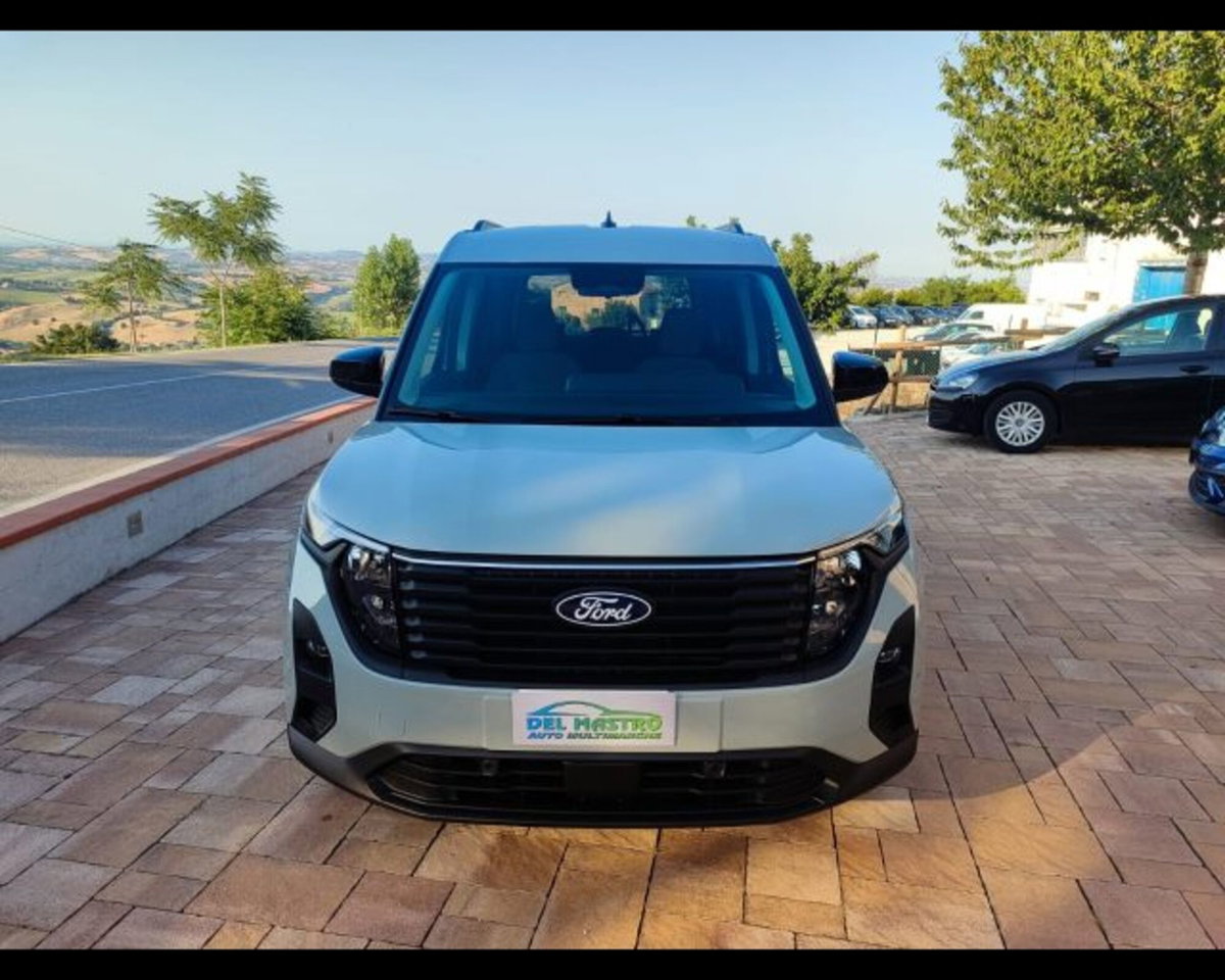 Ford Tourneo Courier 1.0 EcoBoost 100 CV Titanium (2)