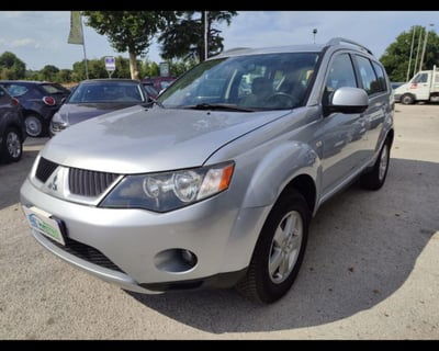 Mitsubishi Outlander 2.0 DI-D Invite DPF usata