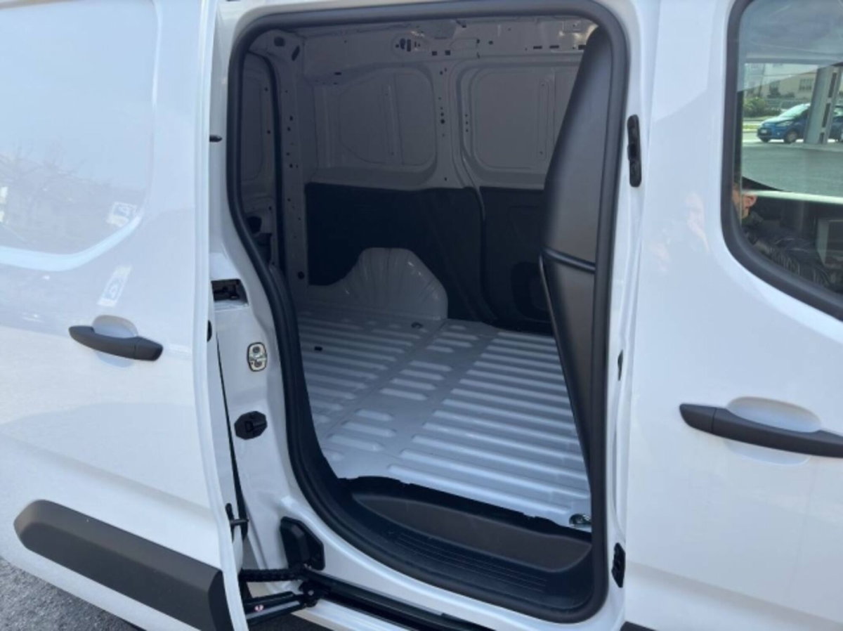 Fiat Doblò Furgone van M 1.5 diesel 100cv (15)