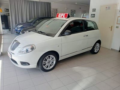 Lancia Ypsilon 1.4 Unyca Ecochic GPL usata