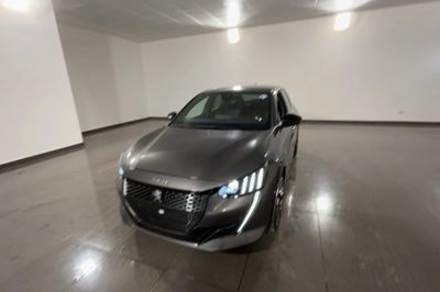 Peugeot 208 1.2 puretech Active s&s 100cv usata