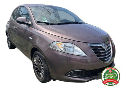 Lancia Ypsilon 1.2 69 CV 5 porte Elle usata