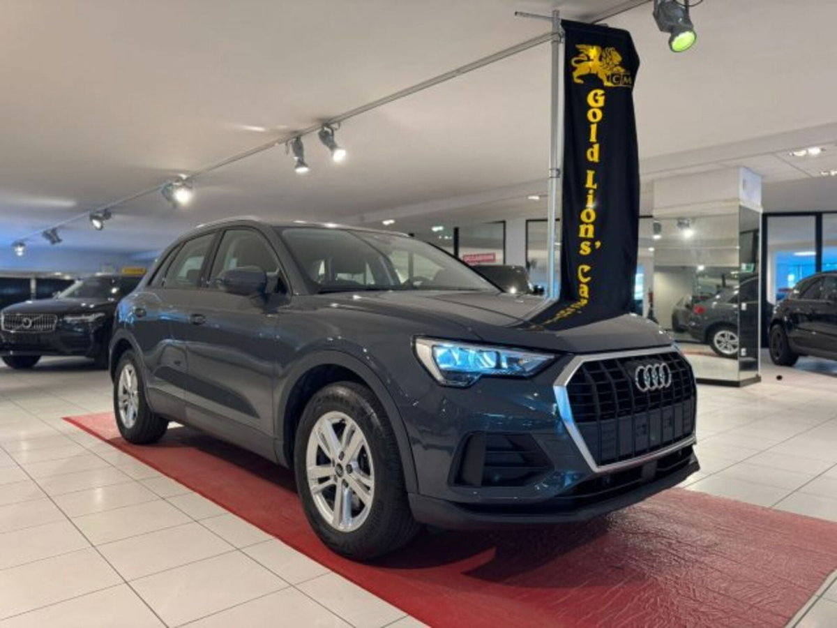 Audi Q3 40 TDI quattro S tronic Business