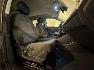 Audi Q3 40 TDI quattro S tronic Business (14)