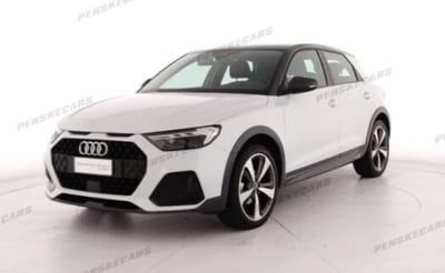 Audi A1 citycarver 30 TFSI Identity Contrast usata