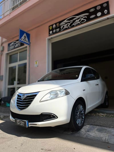 Lancia Ypsilon 1.3 MJT 16V 95 CV 5 porte S&S Platinum usata