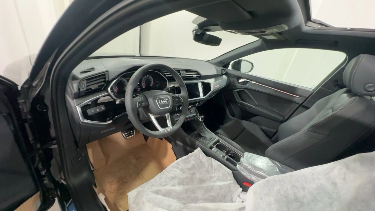 Audi Q3 Sportback 35 TDI quattro S tronic S line edition (5)