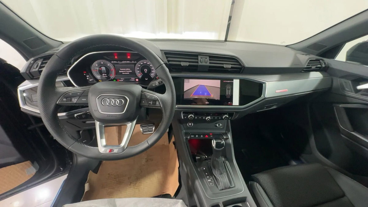 Audi Q3 Sportback 35 TDI quattro S tronic S line edition (7)