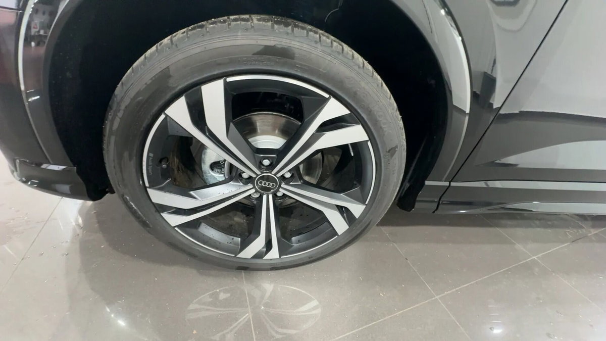 Audi Q3 Sportback 35 TDI quattro S tronic S line edition (9)