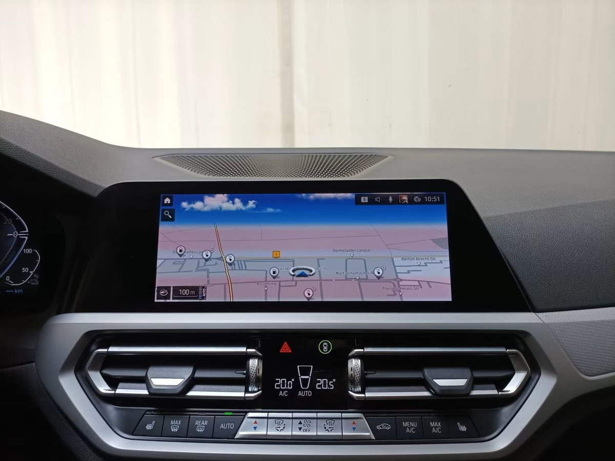 BMW Serie 3 Touring 330e xDrive  Business Advantage (11)