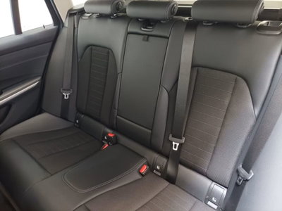 BMW Serie 3 Touring 330e xDrive  Business Advantage (16)
