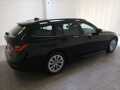 BMW Serie 3 Touring 330e xDrive  Business Advantage (4)