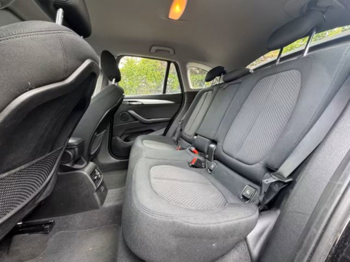 BMW X1 xDrive25e Business Advantage (14)