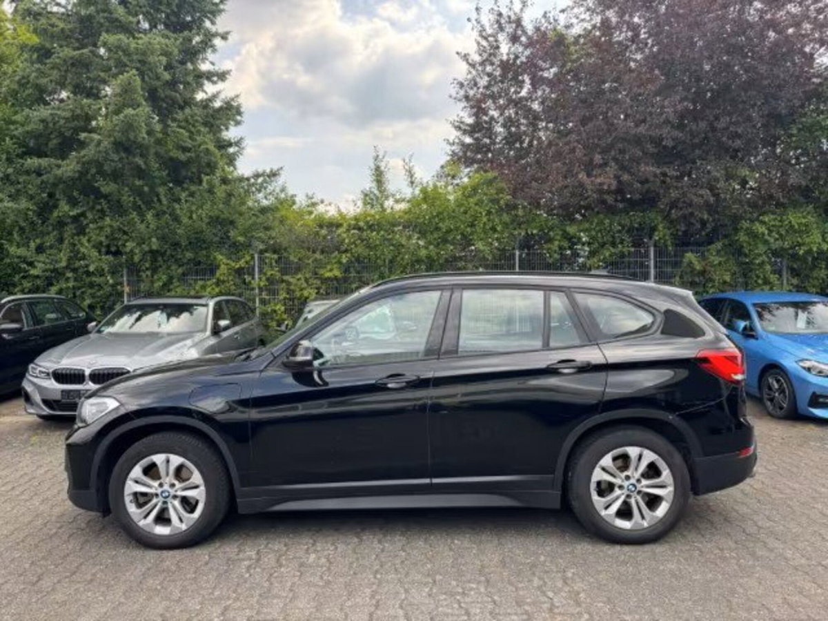 BMW X1 xDrive25e Business Advantage (5)