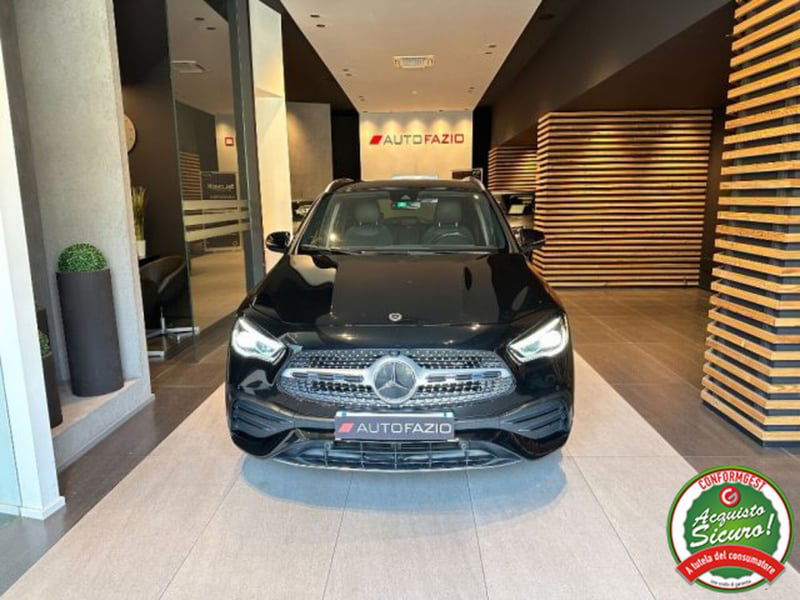 Mercedes-Benz GLA SUV 200 d Automatic Premium