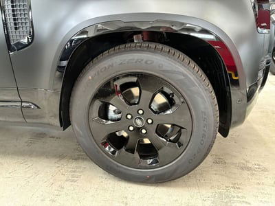 Land Rover Defender 110 3.0d i6 mhev X-Dynamic SE awd 250cv auto nuova