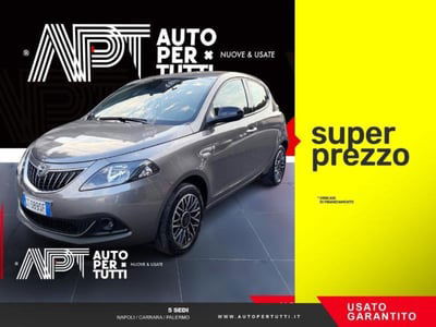 Lancia Ypsilon 1.0 FireFly 5 porte S&S Hybrid Ecochic A. Ferretti usata