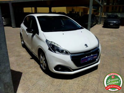 Peugeot 208 100 5 porte GT Line usata