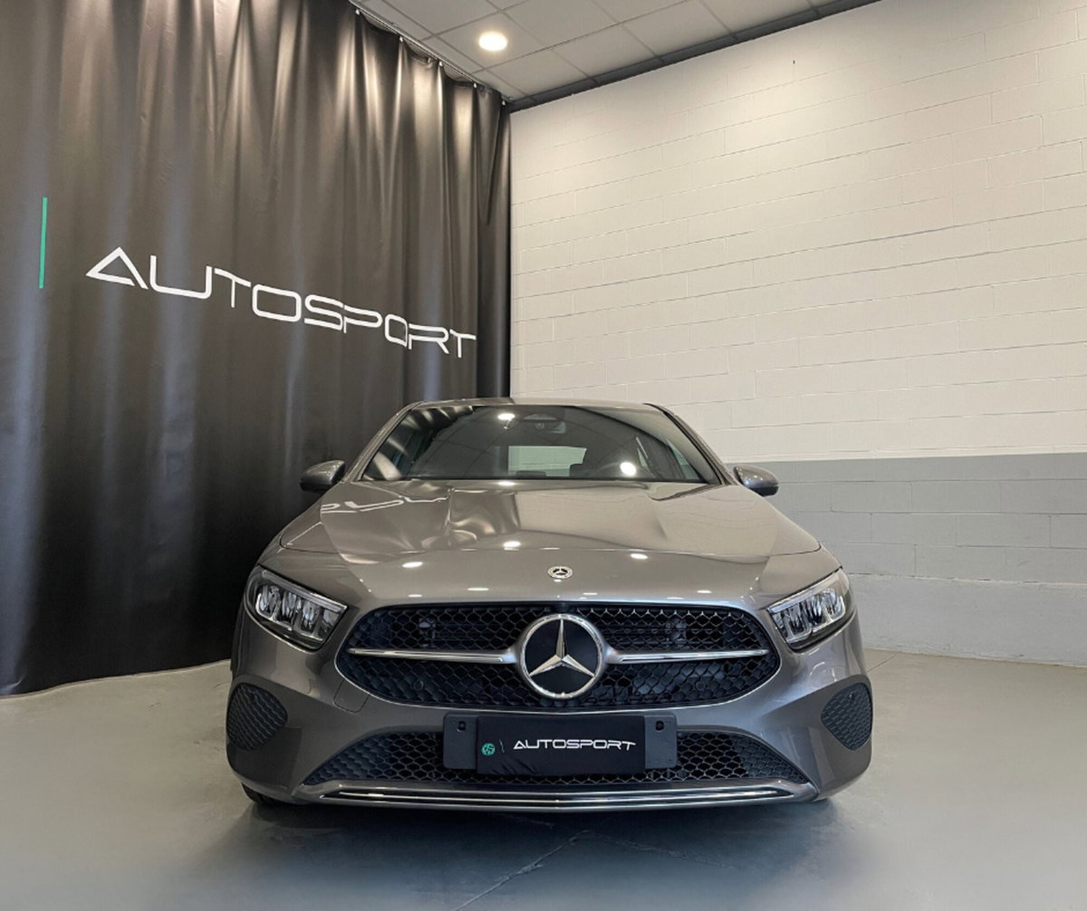 Mercedes-Benz Classe A 180 Automatic Executive (2)