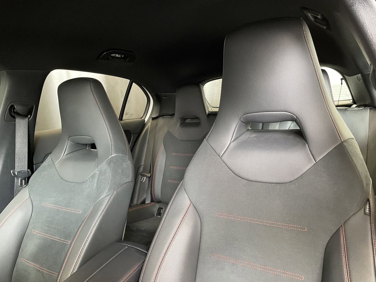 Mercedes-Benz Classe A 180 Automatic Premium (10)