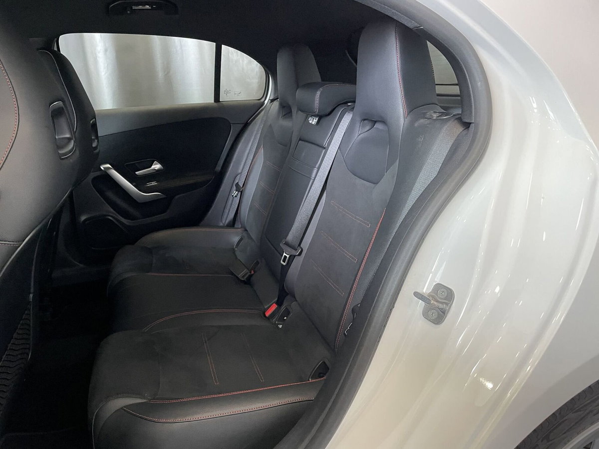 Mercedes-Benz Classe A 180 Automatic Premium (11)