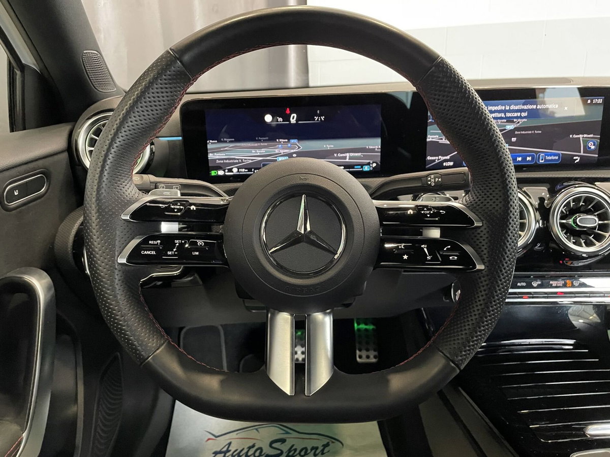Mercedes-Benz Classe A 180 Automatic Premium (12)