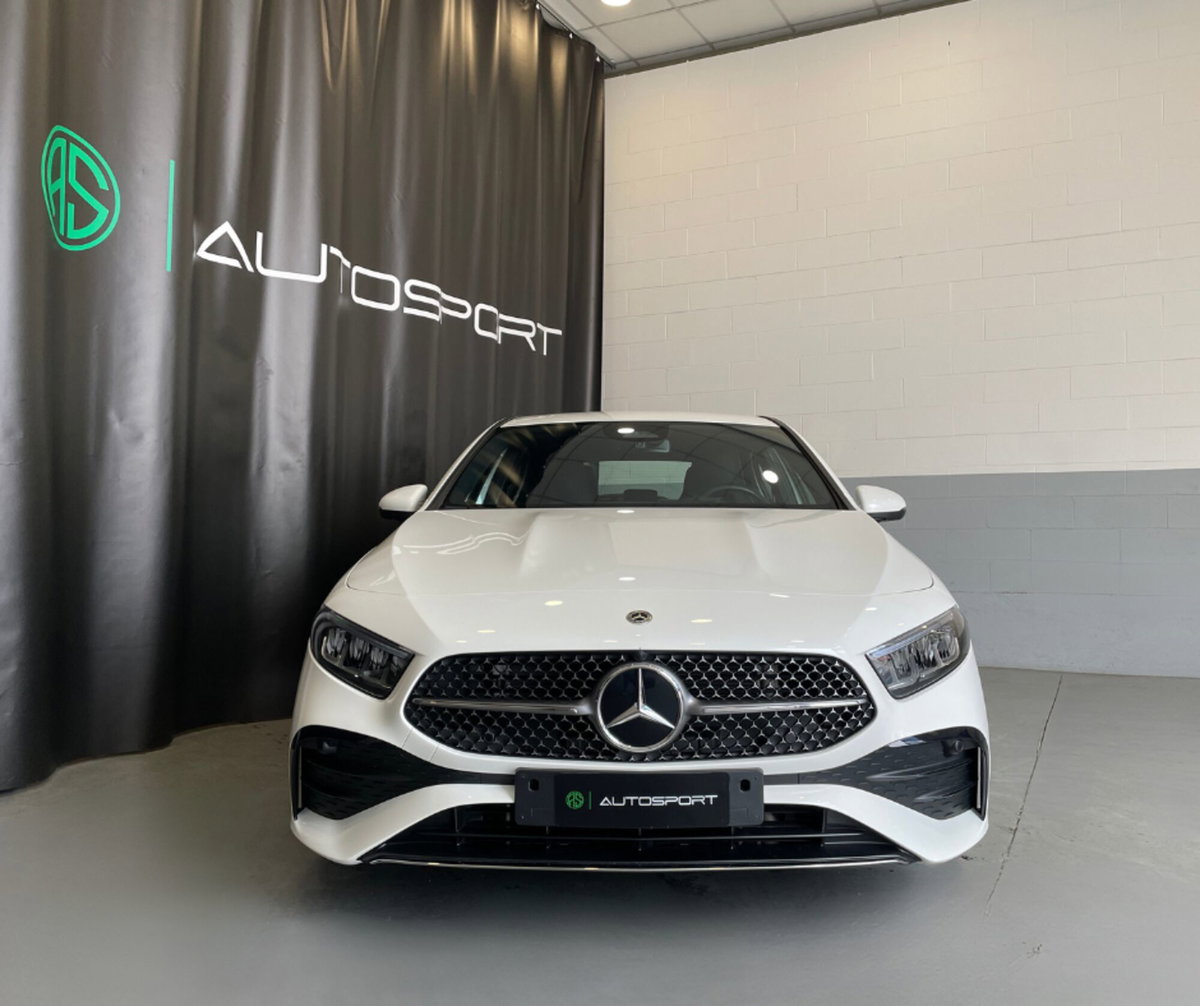 Mercedes-Benz Classe A 180 Automatic Premium (2)