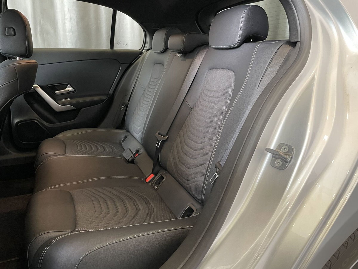 Mercedes-Benz Classe A 180 Automatic Executive (10)