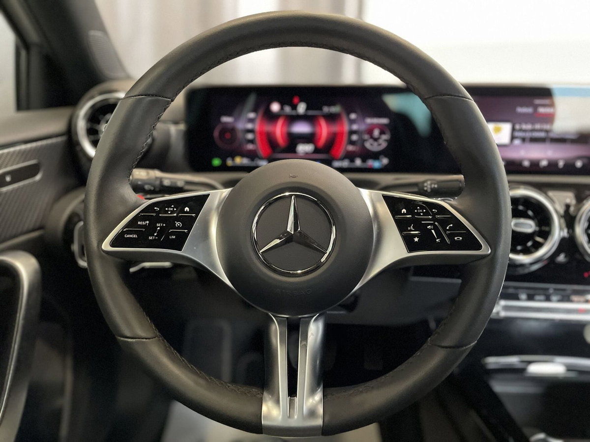 Mercedes-Benz Classe A 180 Automatic Executive (11)