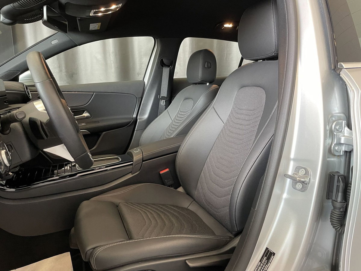 Mercedes-Benz Classe A 180 Automatic Executive (9)
