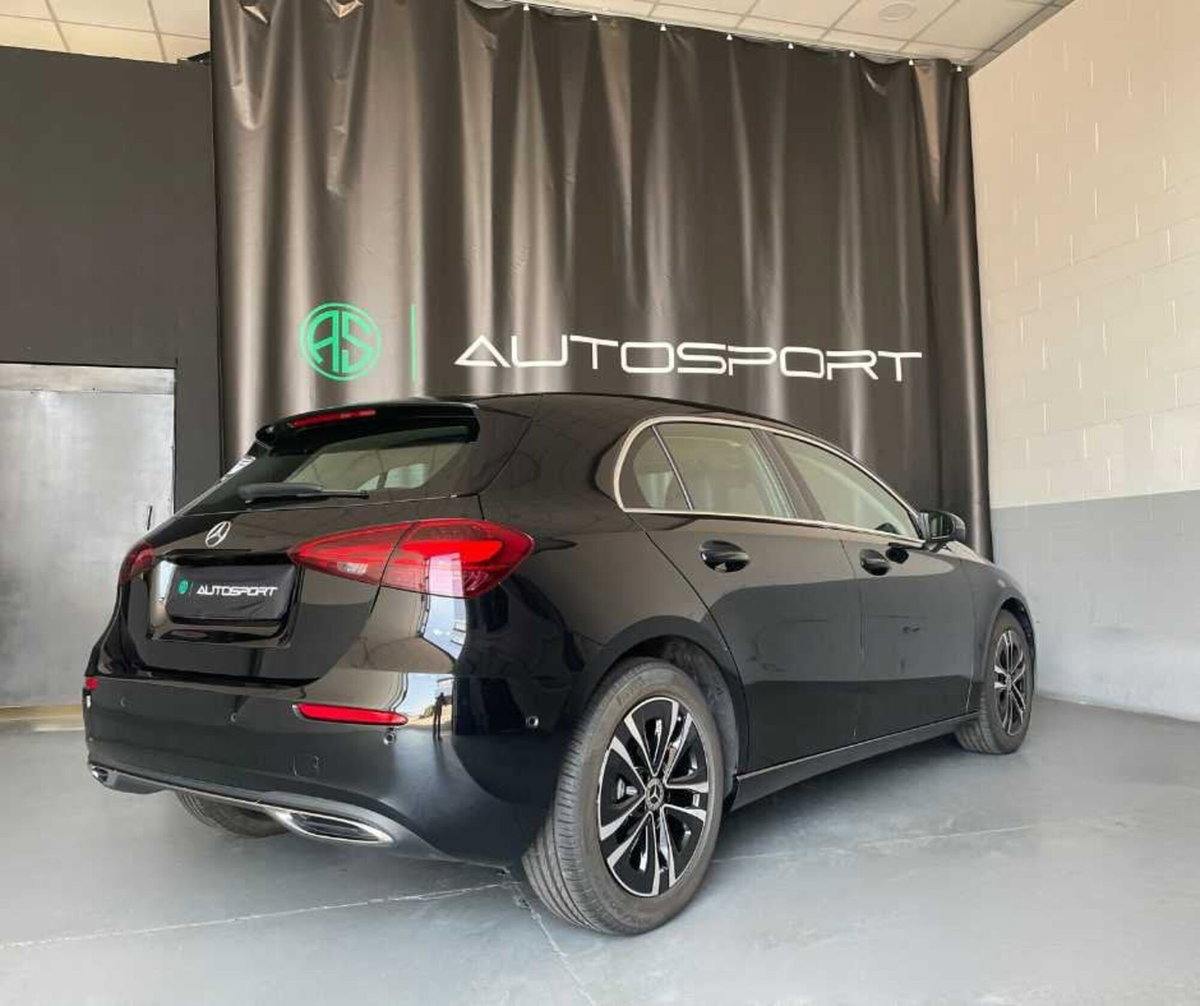 Mercedes-Benz Classe A 180 Automatic Executive (7)
