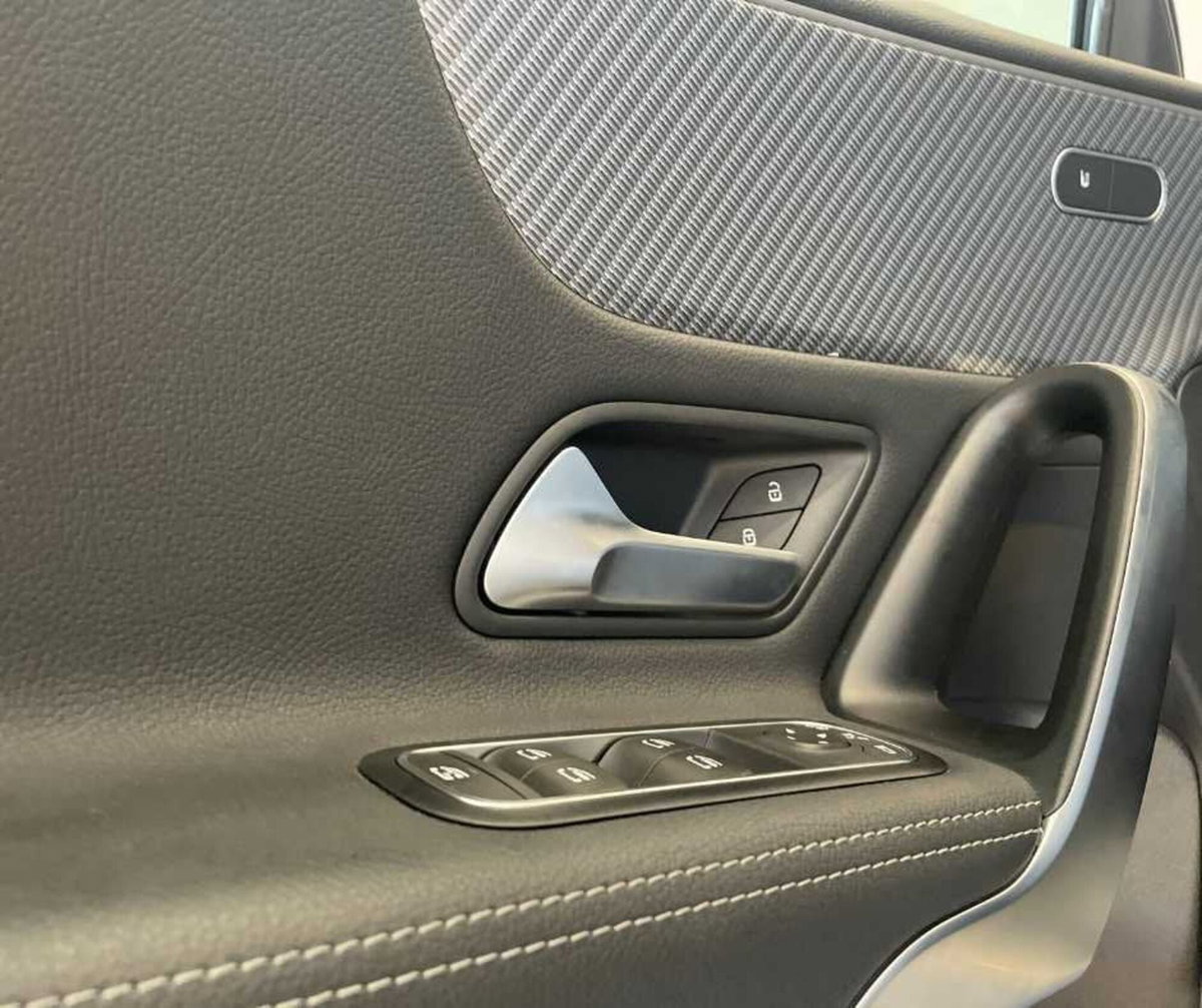 Mercedes-Benz Classe A 180 d Progressive Advanced Plus auto (12)