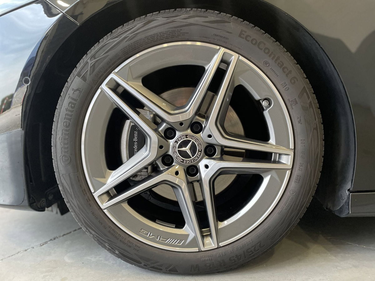 Mercedes-Benz Classe A 200 Automatic Business (9)