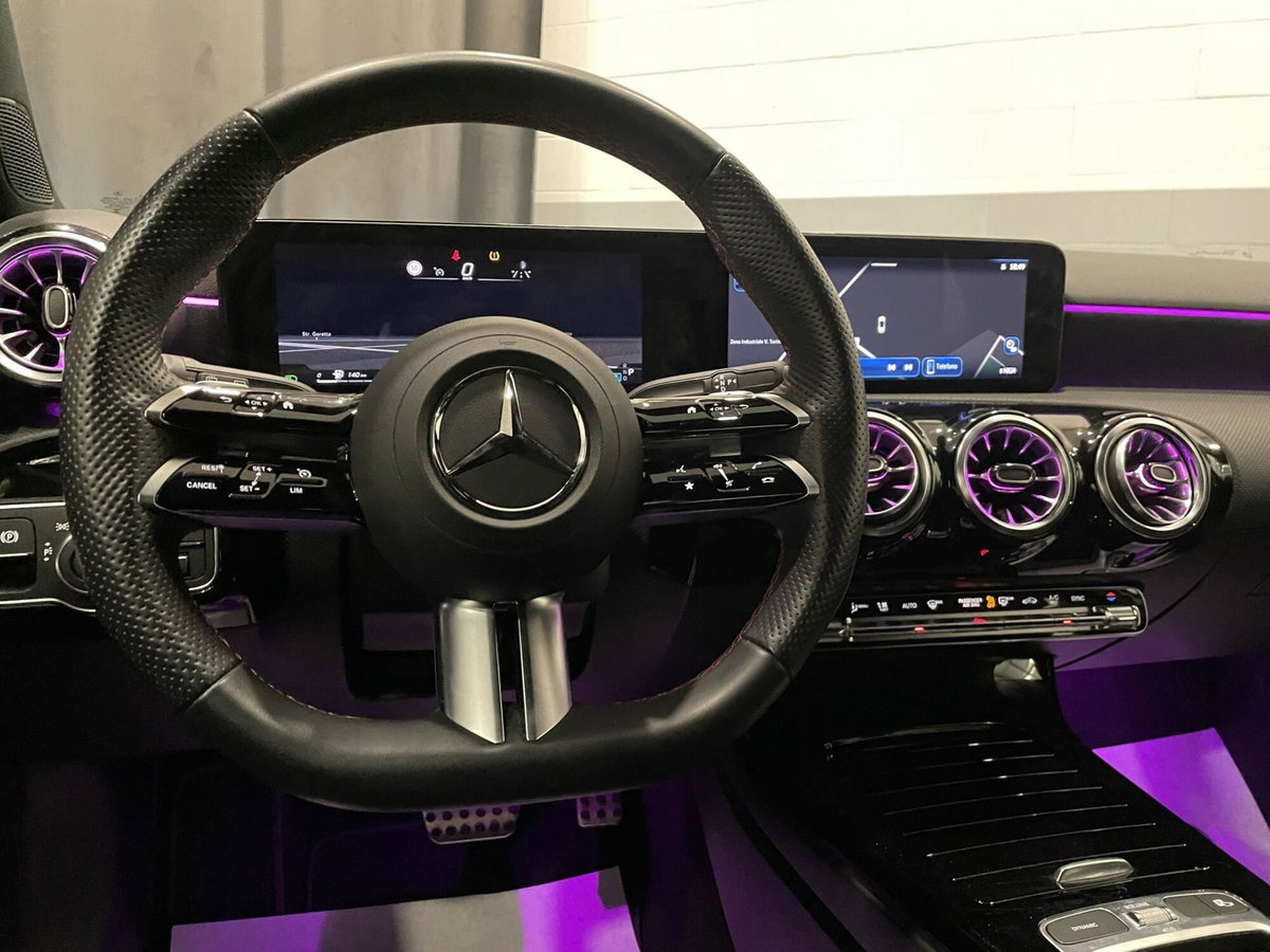 Mercedes-Benz Classe A 180 d Automatic Premium (12)