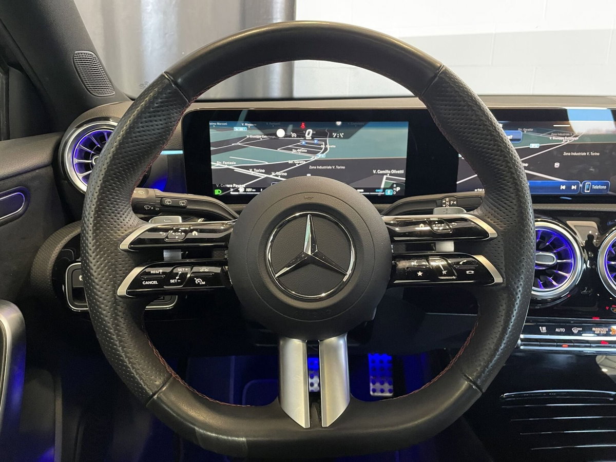 Mercedes-Benz Classe A 200 Automatic Premium (11)