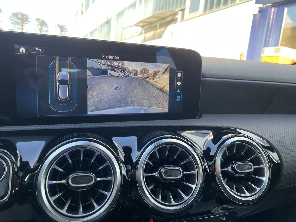 Mercedes-Benz Classe A 200 Automatic Premium (15)