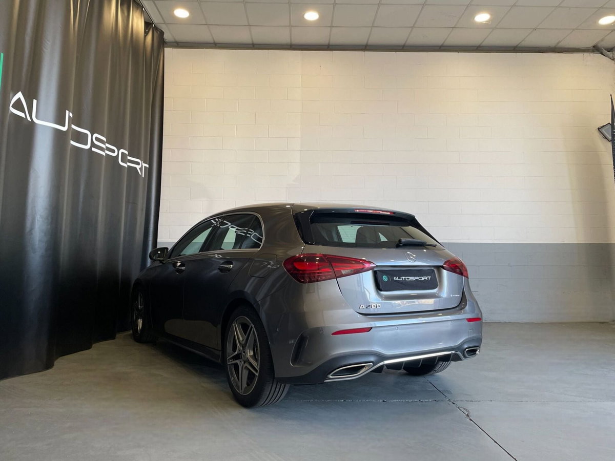 Mercedes-Benz Classe A 200 Automatic Premium (4)