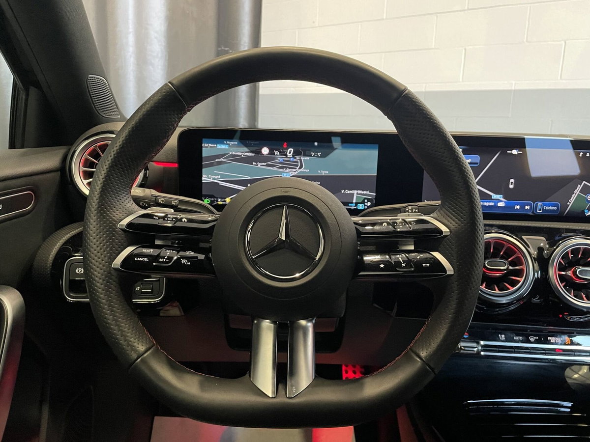 Mercedes-Benz Classe A 180 Automatic Premium (11)
