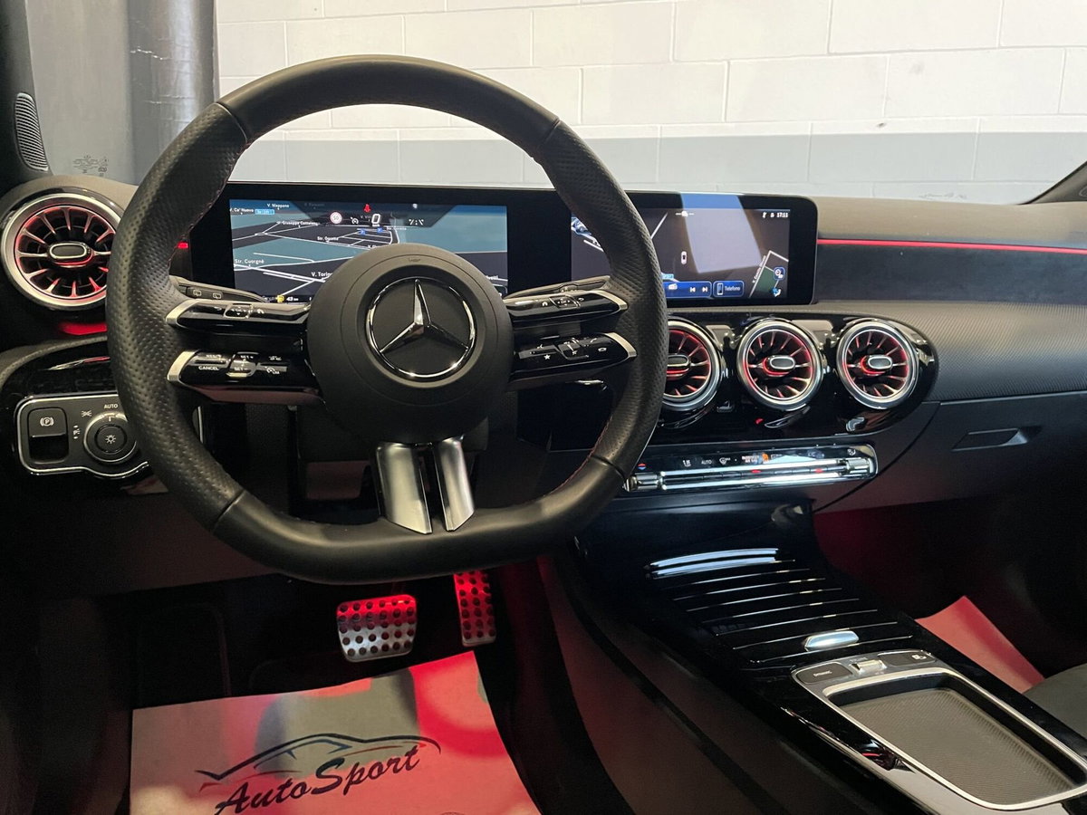 Mercedes-Benz Classe A 180 Automatic Premium (12)