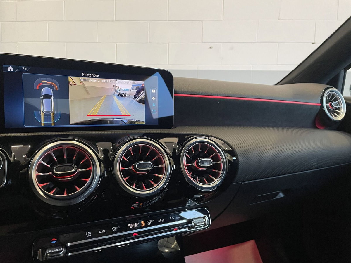 Mercedes-Benz Classe A 180 Automatic Premium (15)