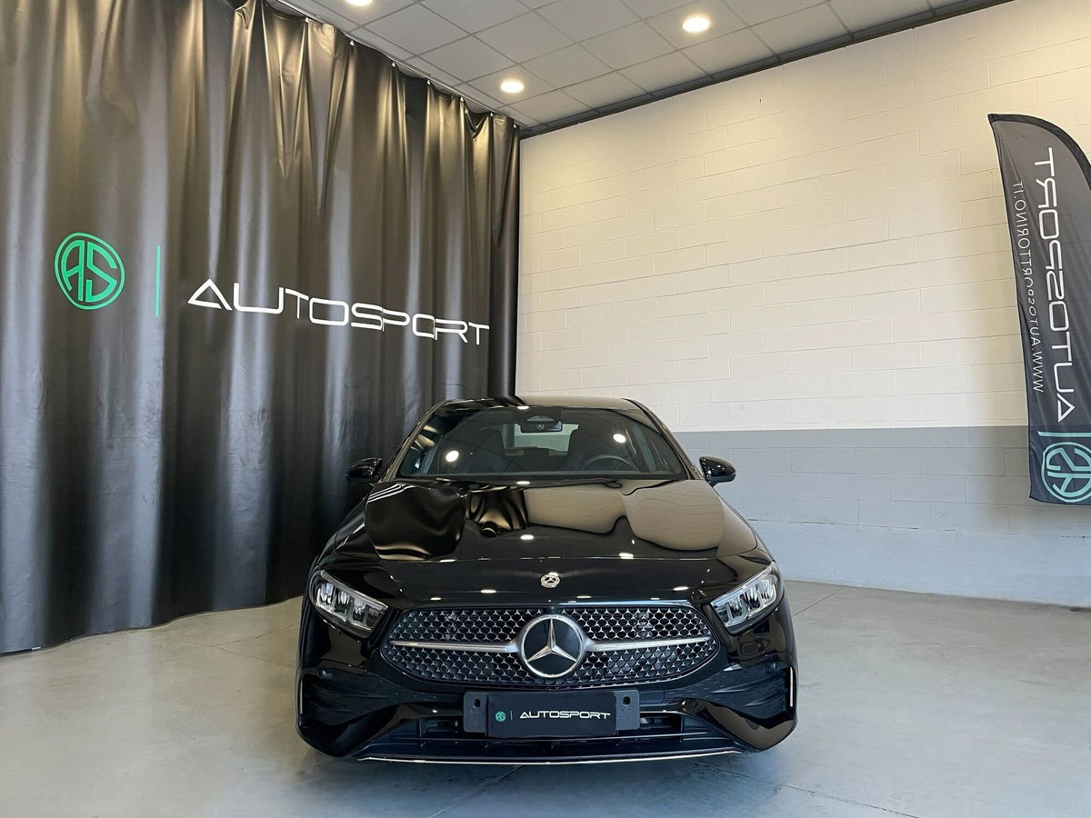 Mercedes-Benz Classe A 180 Automatic Premium (2)