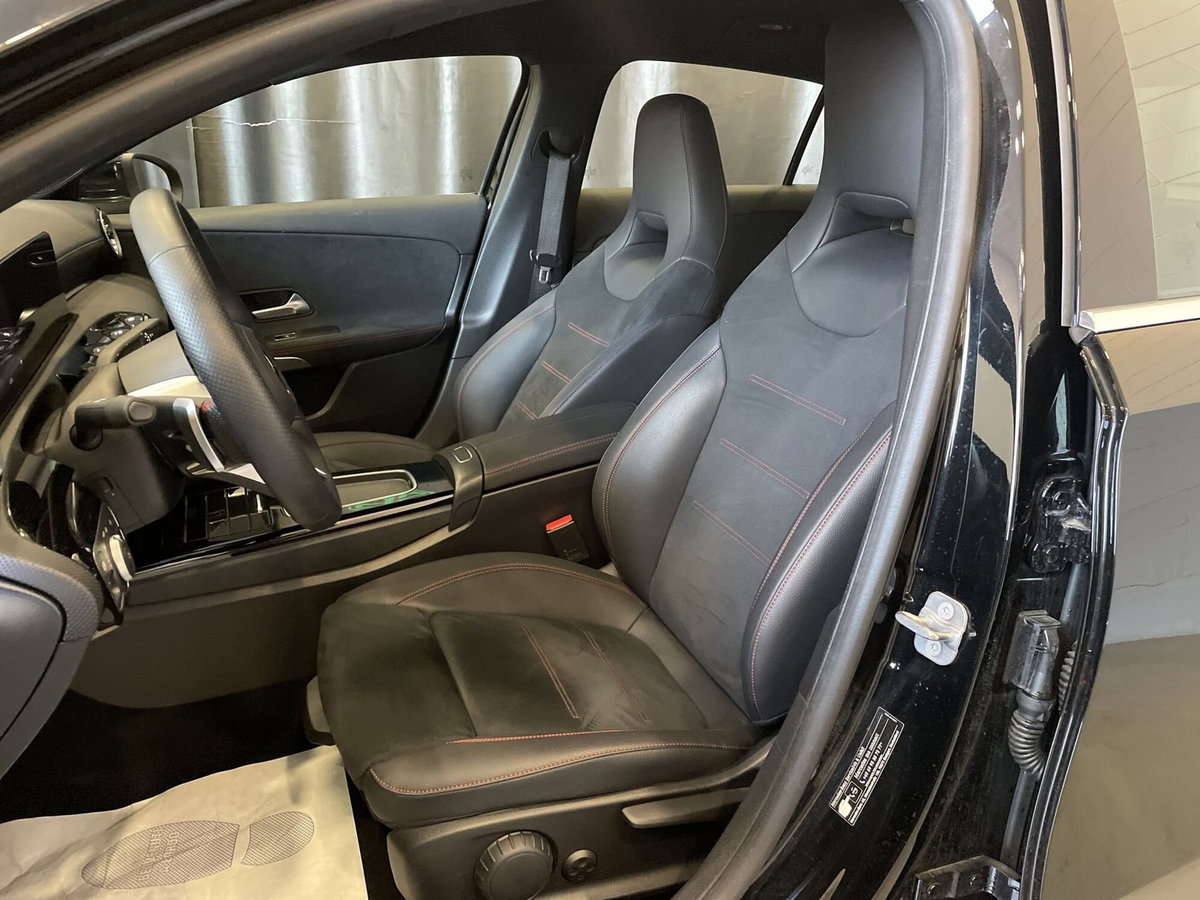Mercedes-Benz Classe A 180 Automatic Premium (8)
