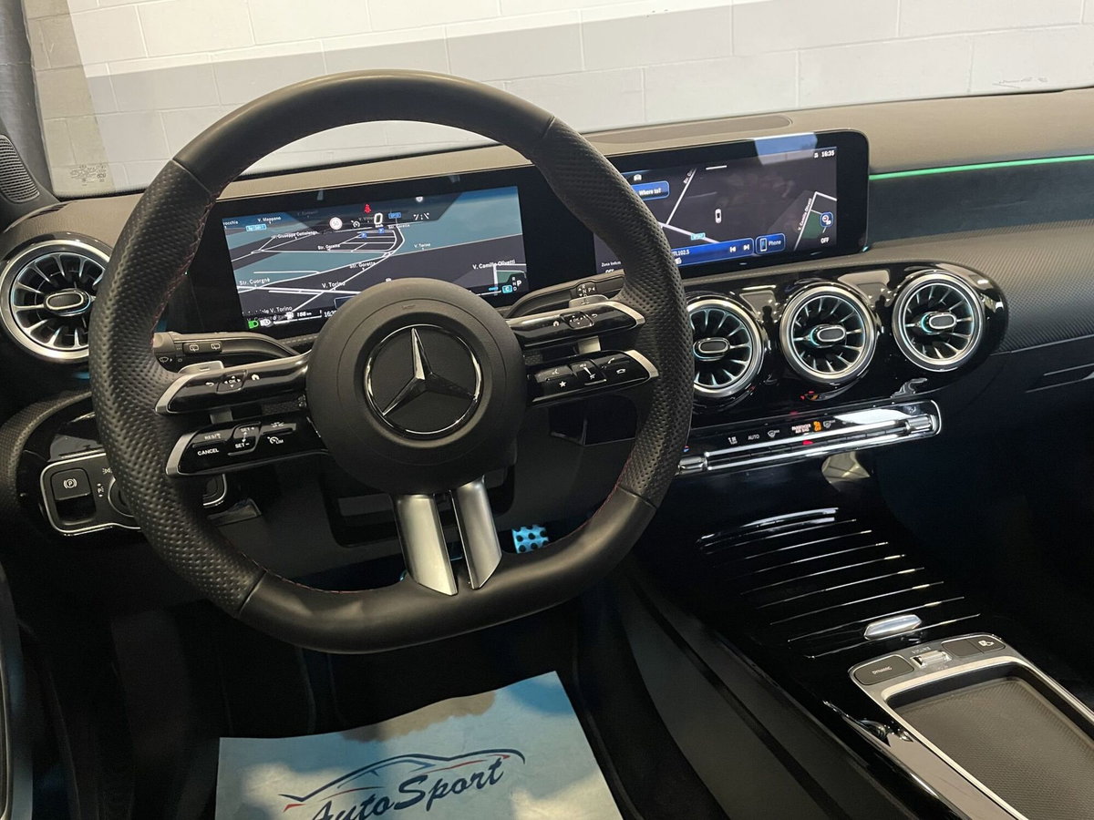 Mercedes-Benz Classe A 180 Automatic Premium (12)