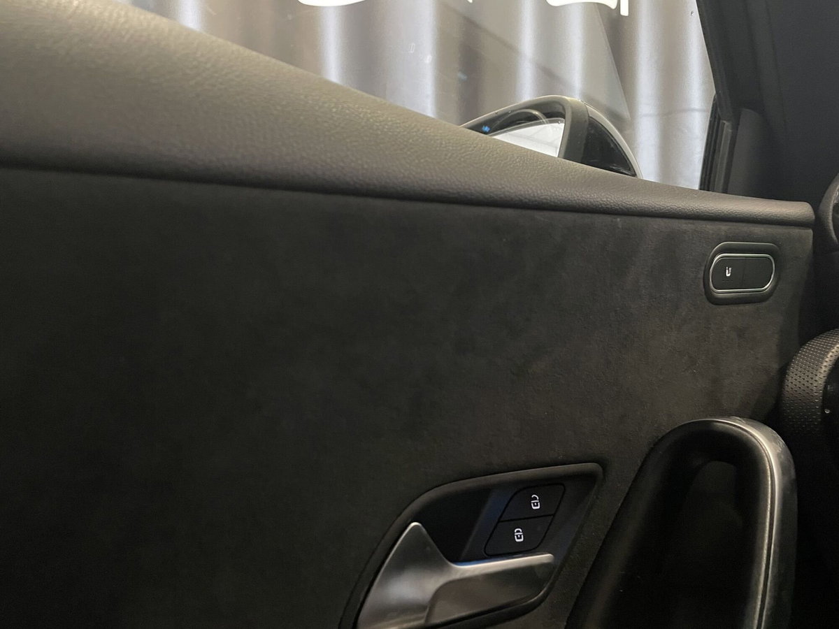 Mercedes-Benz Classe A 180 Automatic Premium (17)