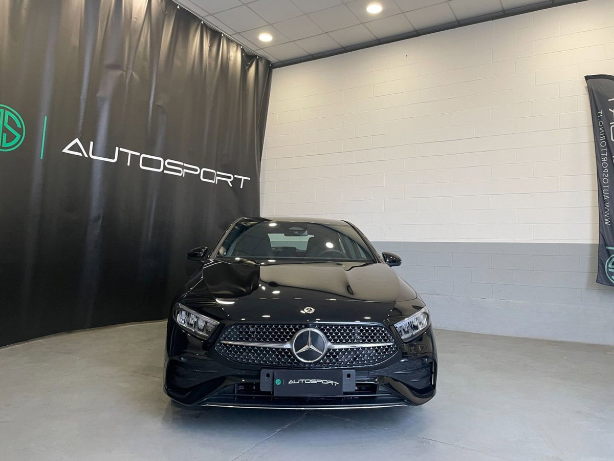 Mercedes-Benz Classe A 180 Automatic Premium (2)