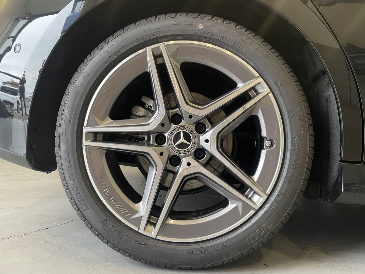 Mercedes-Benz Classe A 180 Automatic Premium (8)