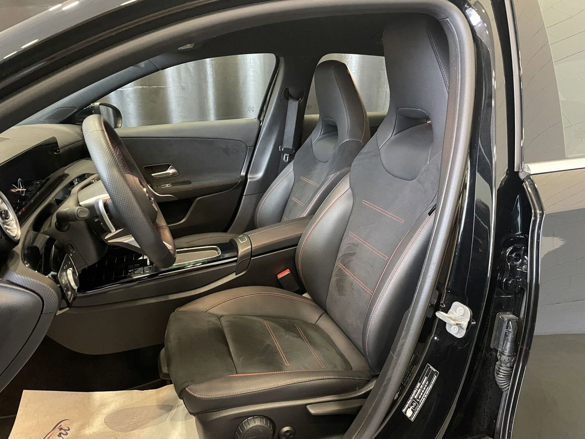 Mercedes-Benz Classe A 180 Automatic Premium (9)