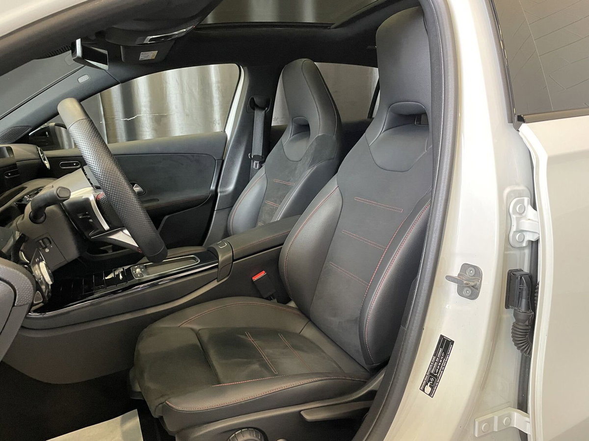Mercedes-Benz Classe A 200 Automatic Premium (9)