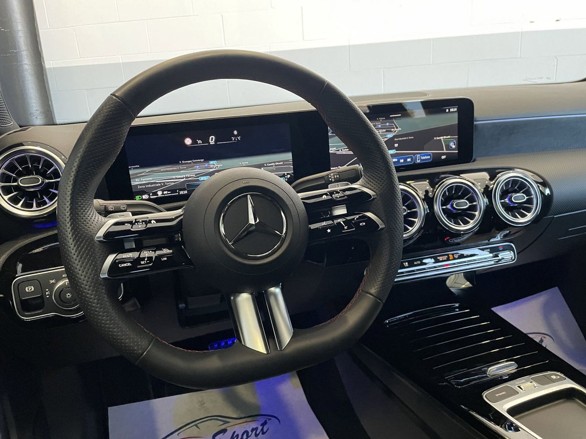 Mercedes-Benz Classe A 180 d Automatic Premium (12)